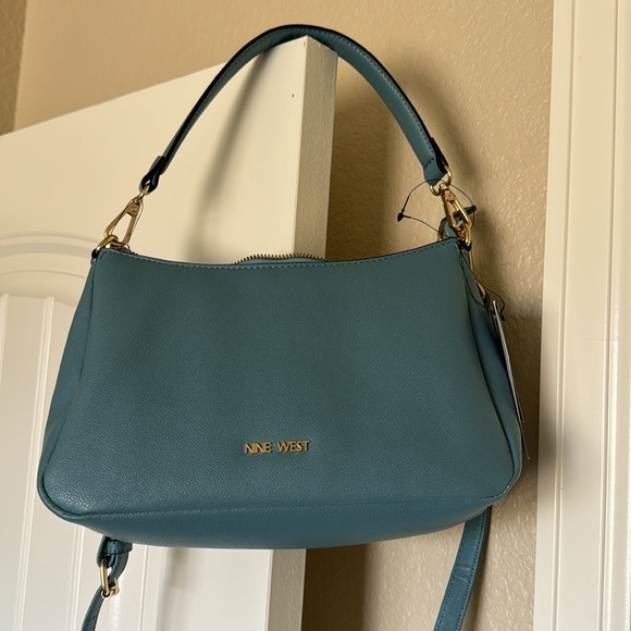 Bag - Picture 2 of 4